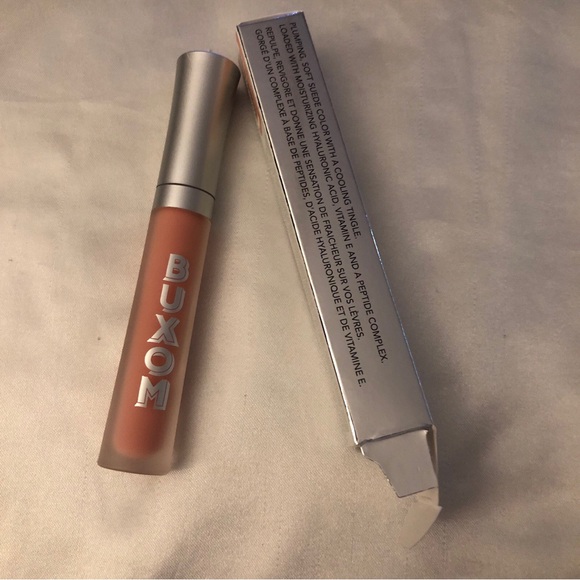 Buxom Full-On Plumping Lip Matte Shade Catching Rays 4.2ml NIB - Picture 5 of 10